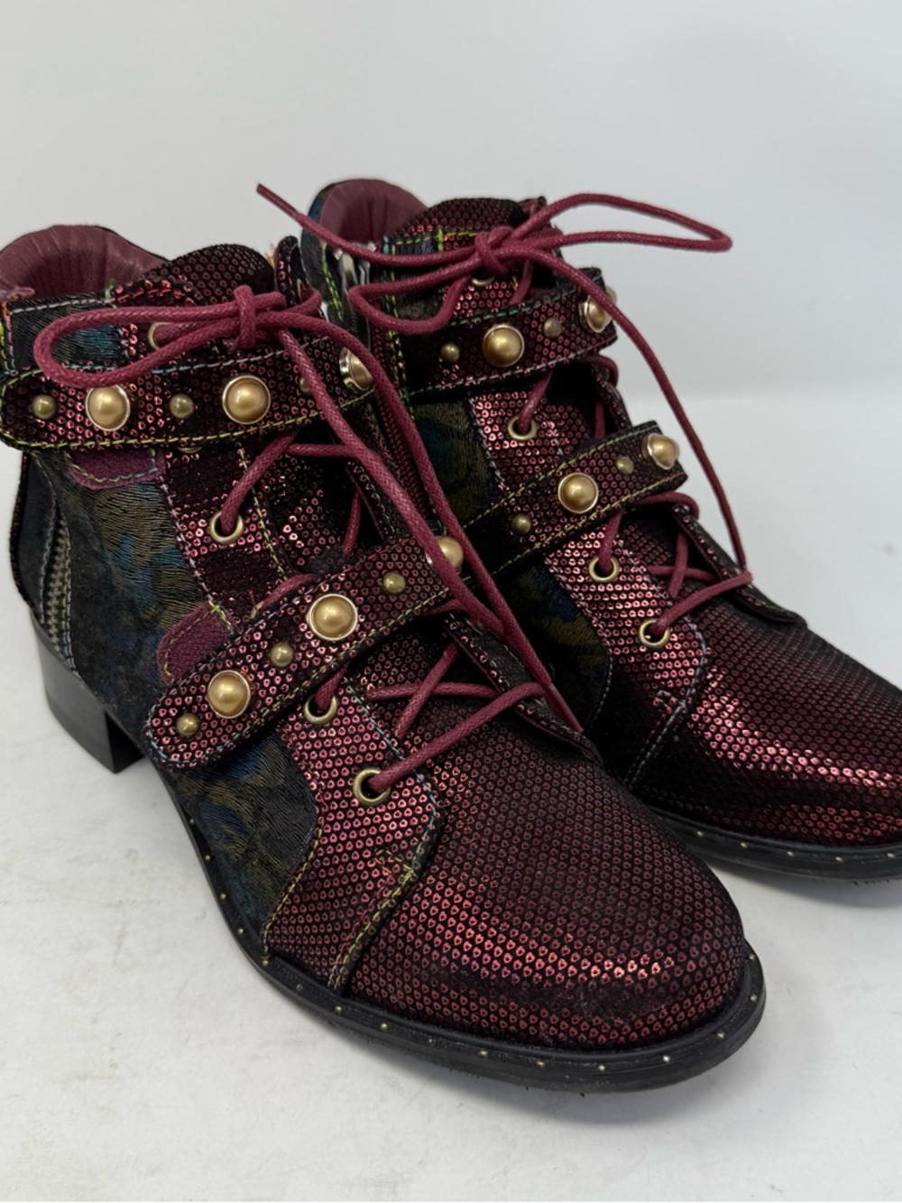 LARTISTE CHRISSY Burgundy Leather Ankle Boots Studded Zipper Women’s 38 US 7.5/8